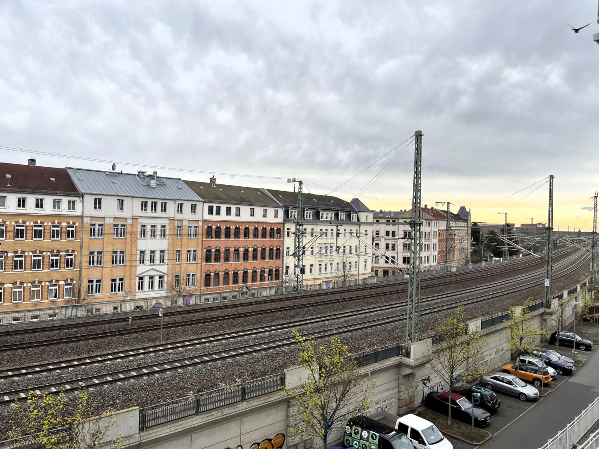 Wohnperle Neustadt - Zentral, Kostenloser Parkplatz, Lift, Klimaanlage เดรสเดน ภายนอก รูปภาพ